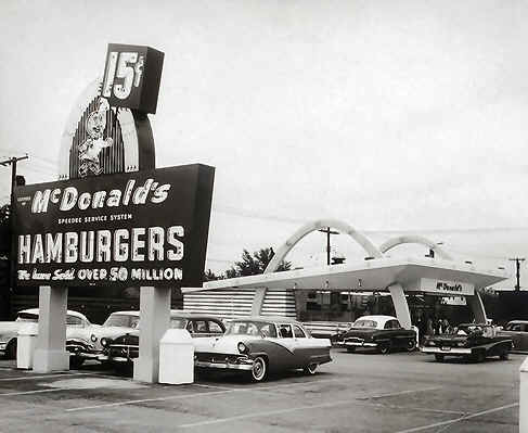 Retro~McDonalds1955.jpg (185721 bytes)